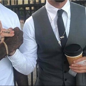 Meet your Posher, Dino